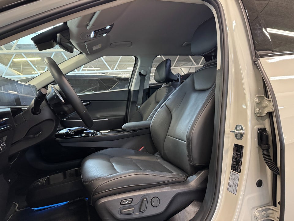 Kia EV6 77 Long Range Upgrade 5d