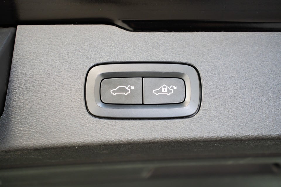 Volvo V60 2,0 B4 197 Inscription aut. 5d