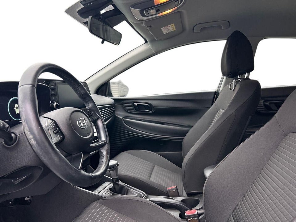 Hyundai i20 1,0 T-GDi Essential DCT 5d