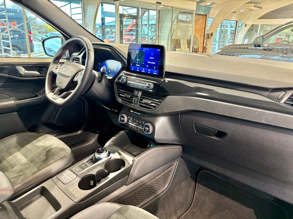 Ford Kuga 2,5 PHEV ST-Line X CVT 5d