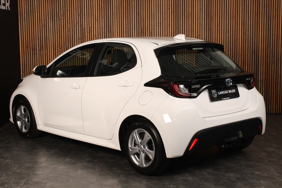 Toyota Yaris 1,5 Hybrid Active e-CVT 5d