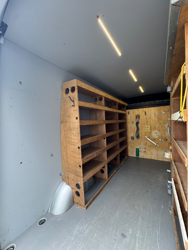 Mercedes Sprinter 316 2,2 CDi A2 Kassevogn aut. RWD