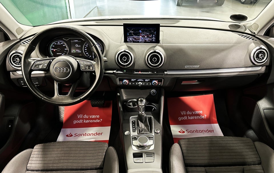 Audi A3 1,4 e-tron Sportback S-tr. 5d