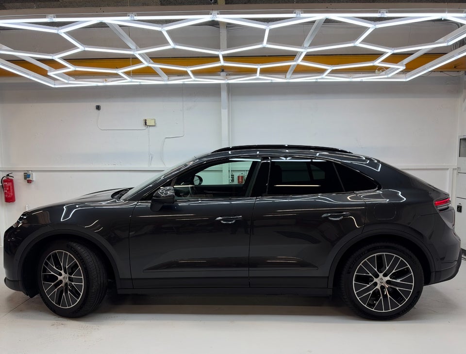 Porsche Macan 5d