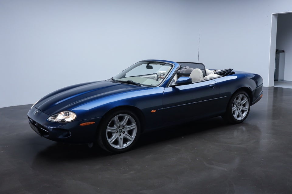 Jaguar XK 4,0 XK8 Convertible aut. 2d
