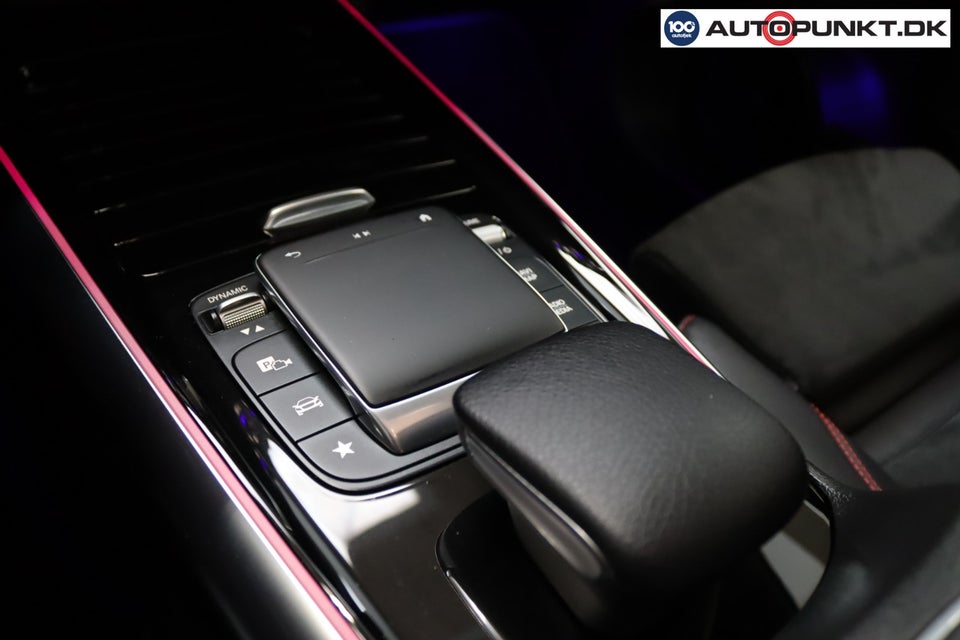 Mercedes EQA300 4Matic 5d