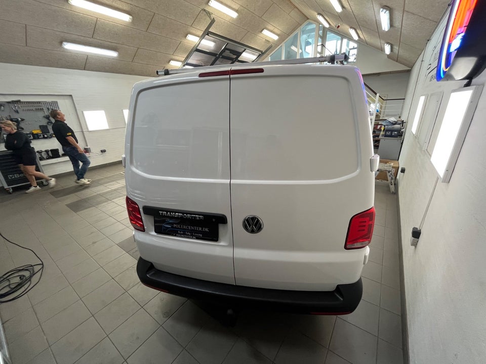 VW Transporter 2,0 TDi 150 Kassevogn lang