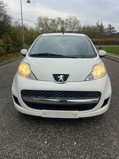 Peugeot 107 1,0 Active 5d