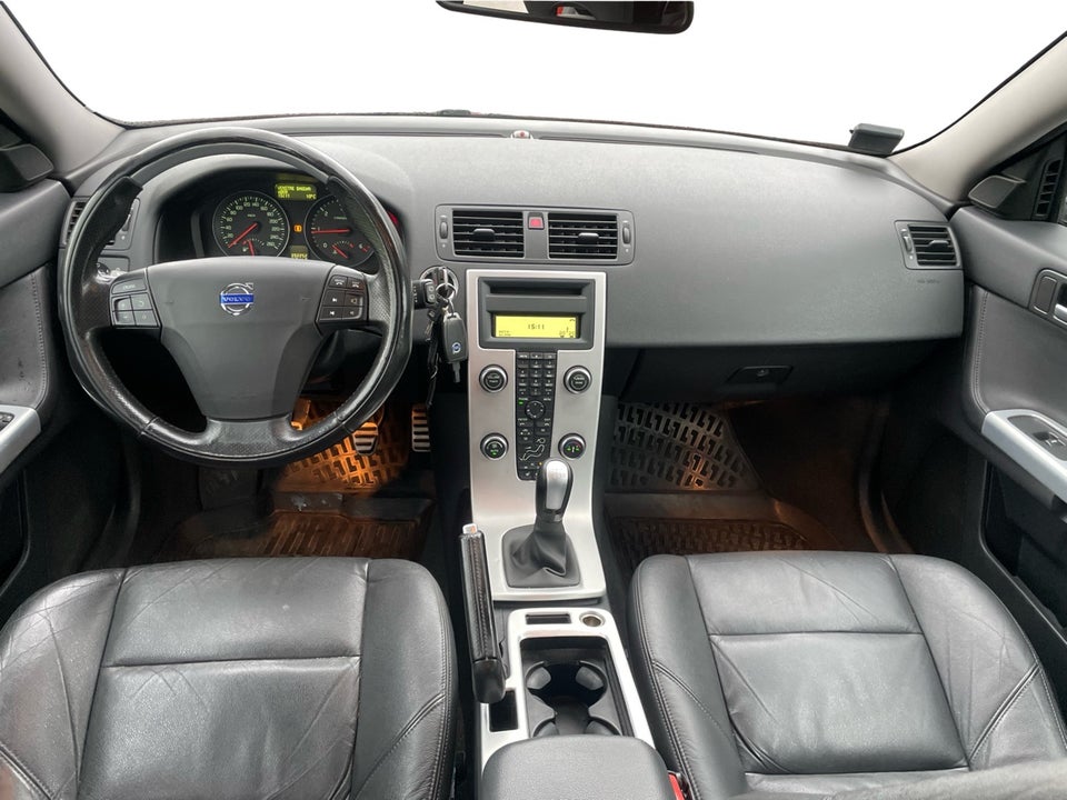 Volvo V50 1,6 D2 115 Momentum 5d
