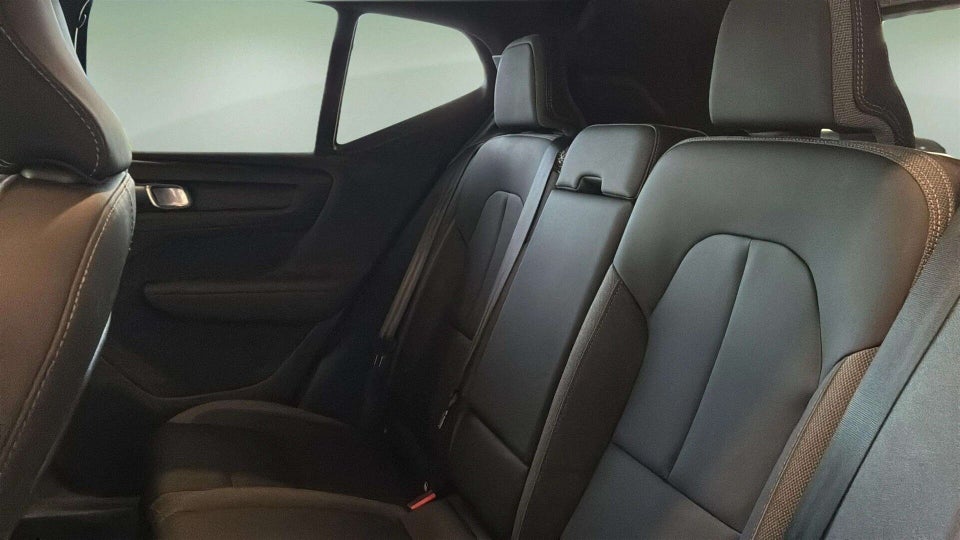 Volvo XC40 P6 ReCharge Core 5d