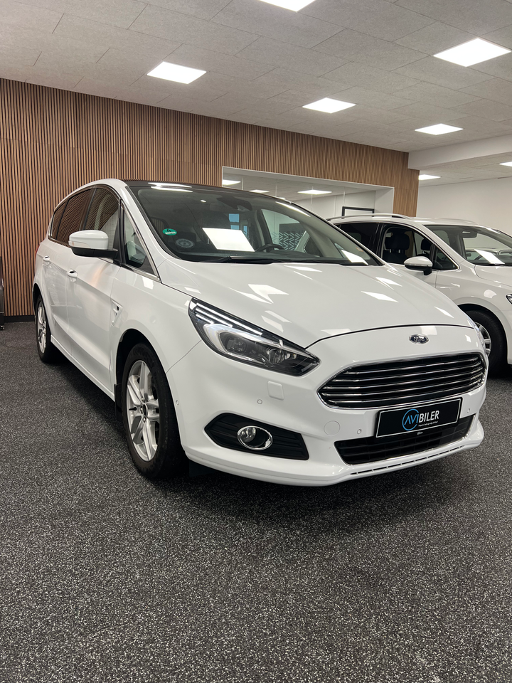 Ford S-MAX 2,0 TDCi 150 Titanium aut. 5d