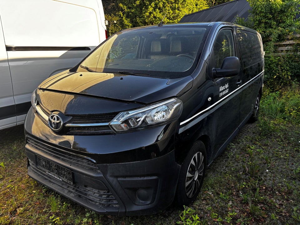 Toyota ProAce 1,6 D 115 Medium Comfort 5d