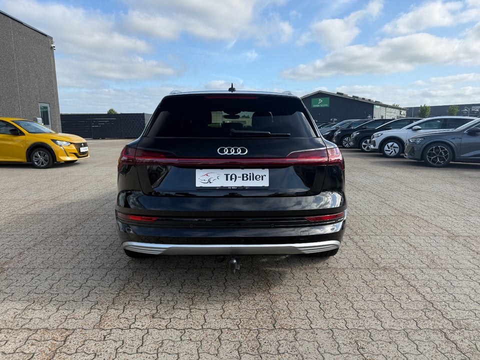Audi e-tron 55 S-line quattro 5d