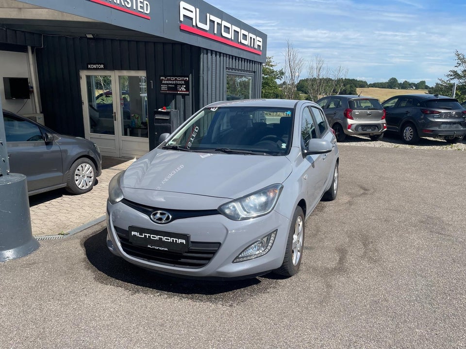 Hyundai i20 1,25 Classic XTR 5d