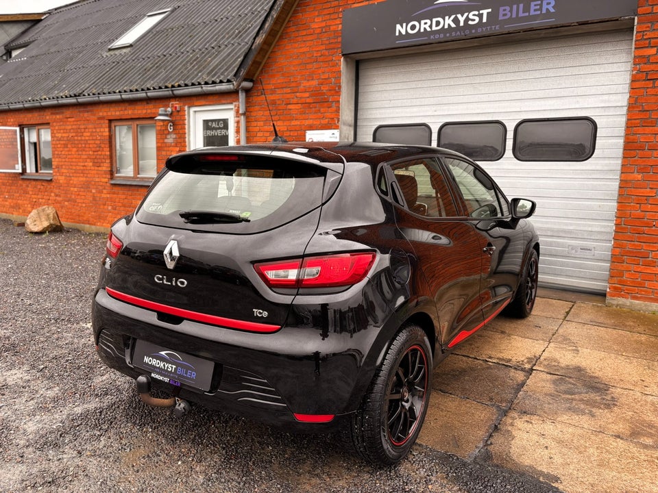Renault Clio IV 0,9 TCe 90 Expression 5d