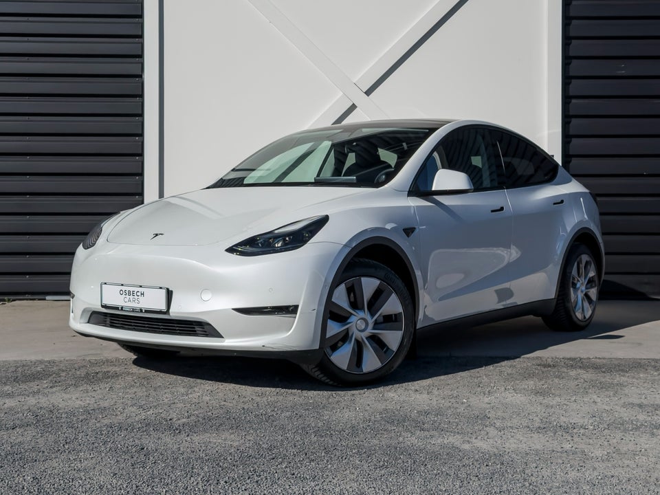 Tesla Model Y Long Range AWD 5d