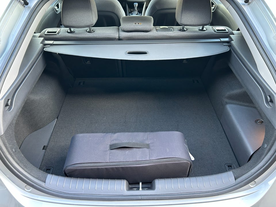 Hyundai Ioniq 1,6 PHEV Trend DCT 5d