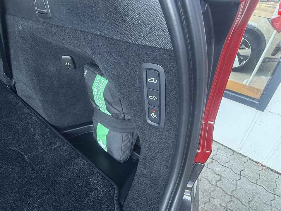 Volvo XC90 2,0 T8 ReCharge Ultimate Bright aut. AWD 7prs 5d