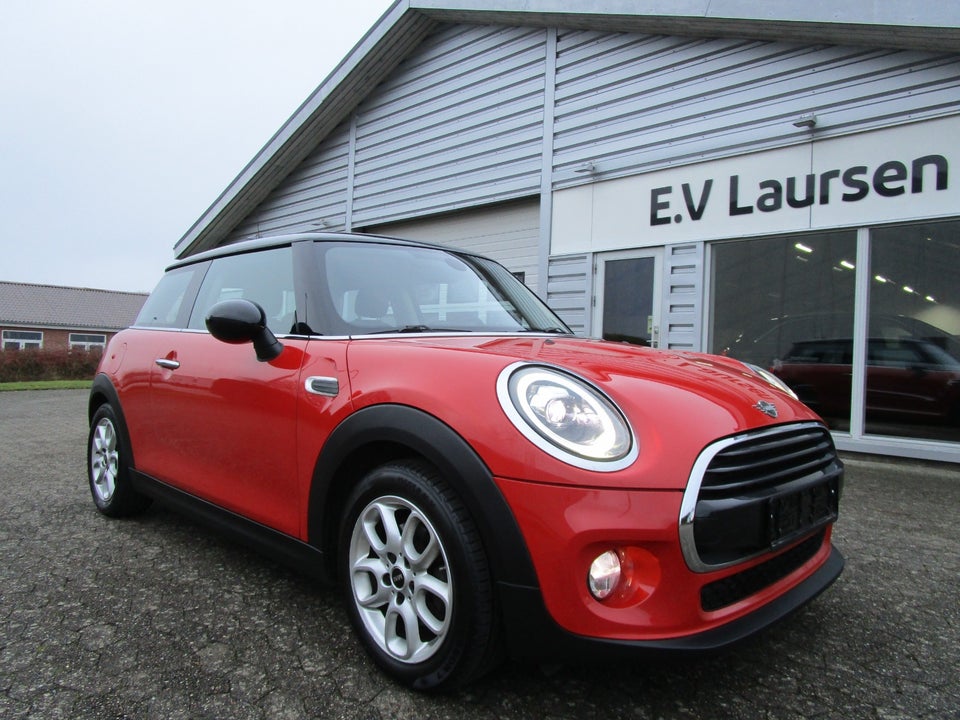 MINI Cooper 1,5 Essential 3d