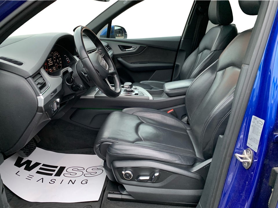 Audi Q7 3,0 TDi 272 S-line quattro Tiptr. 7prs 5d