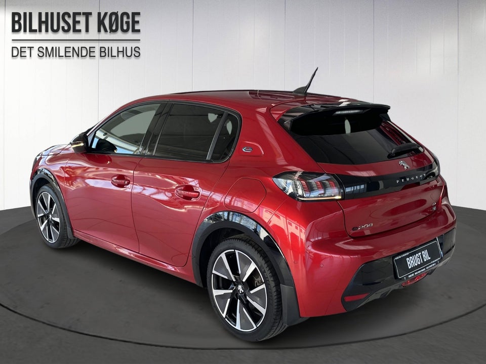 Peugeot e-208 50 GT Limited 5d