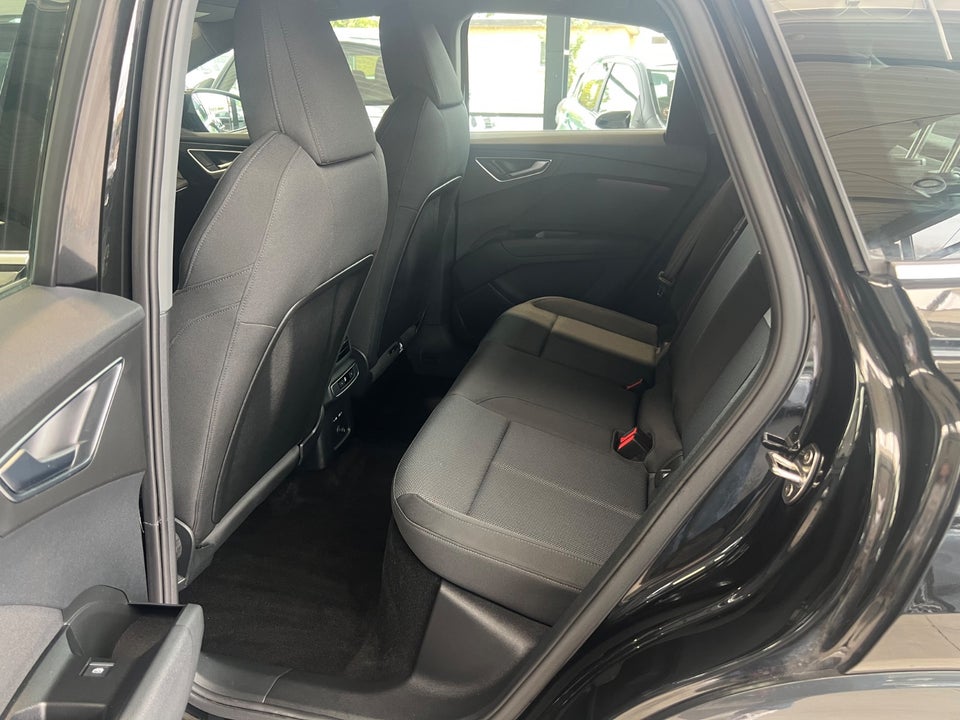 Audi Q4 e-tron 45 S-line Sportback 5d