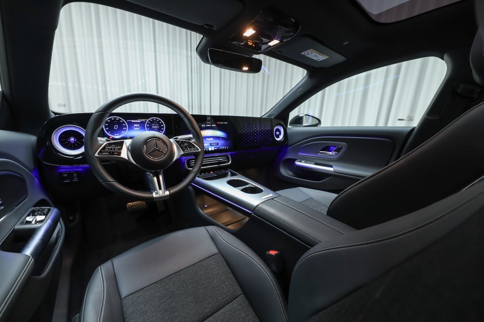 Mercedes CLA250+ EQ Progressive Advance Plus 4d