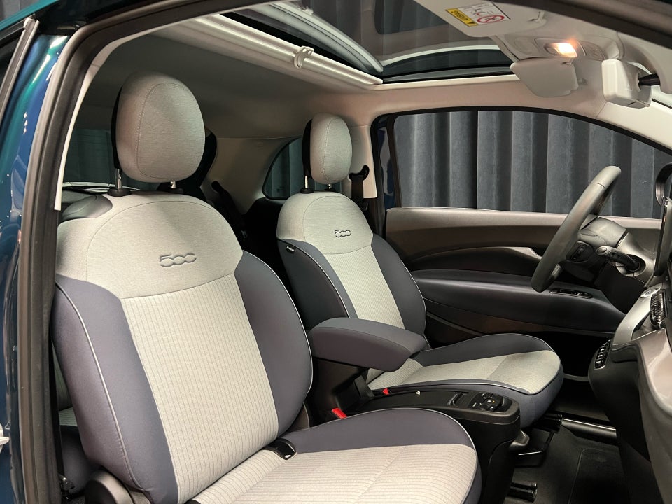 Fiat 500e 42 Icon Plus 3d