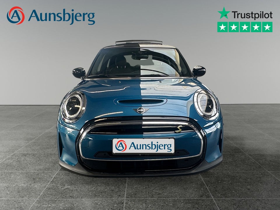 MINI Cooper SE Classic Trim 3d