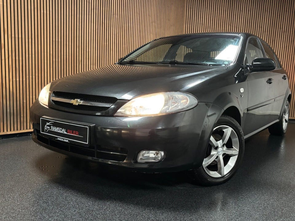 Chevrolet Lacetti 1,6 Classic 5d