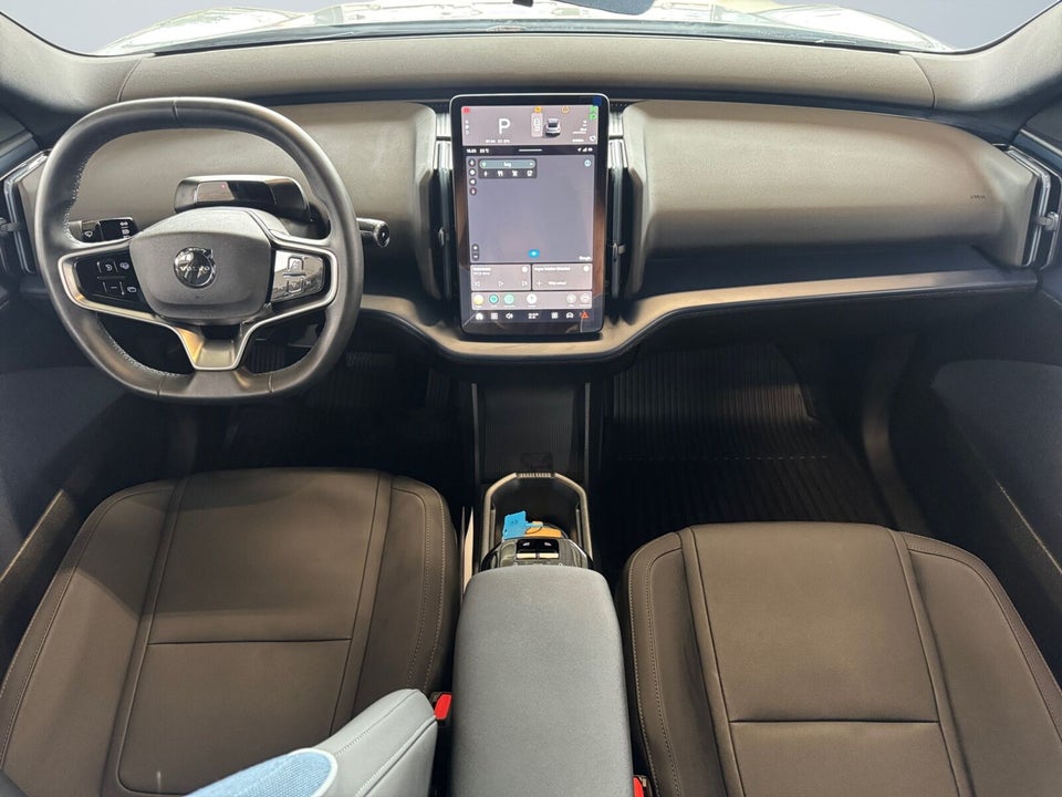 Volvo EX30 Standard Range Core 5d