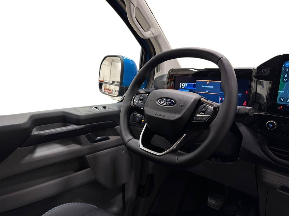 Ford E-Transit Custom 340L 64 Sport