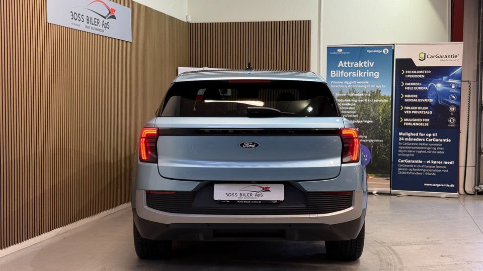 Ford Explorer 77 Premium Extended Range 5d