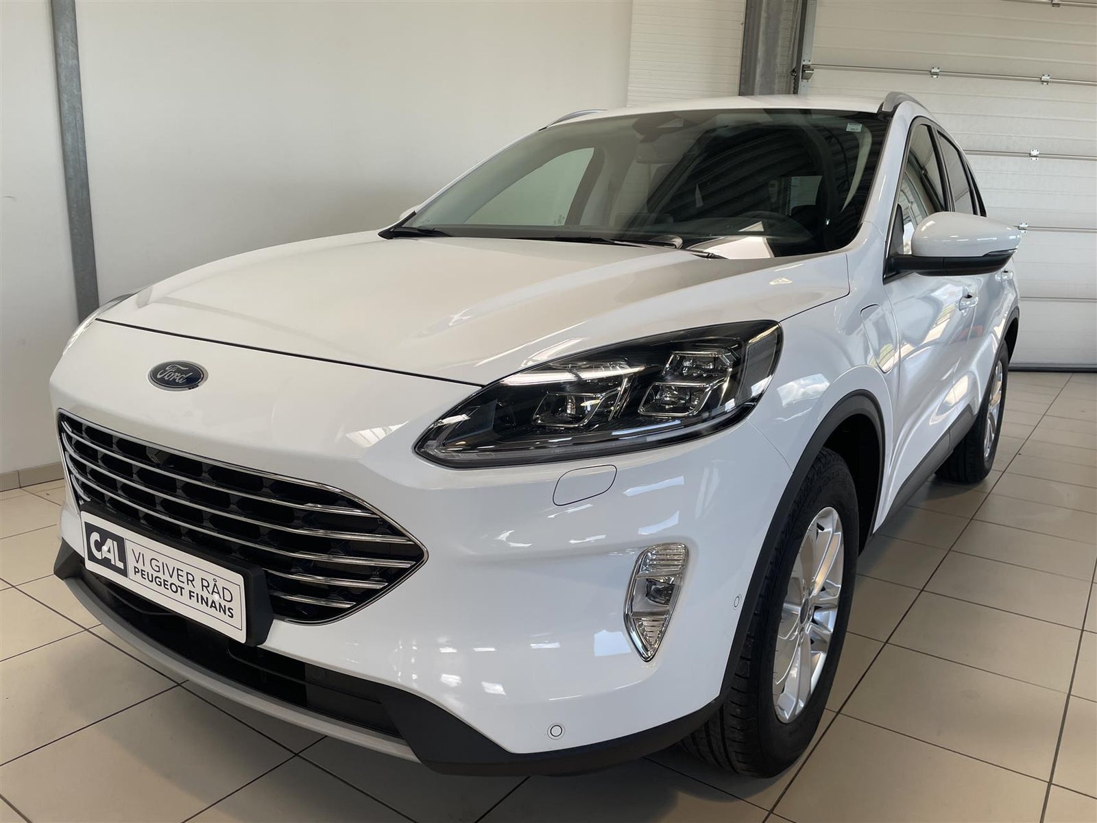 Ford kuga phev on sale titanium cvt 225hk