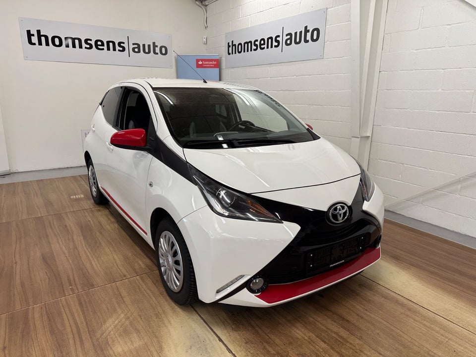 Toyota Aygo 1,0 VVT-i x-change 5d