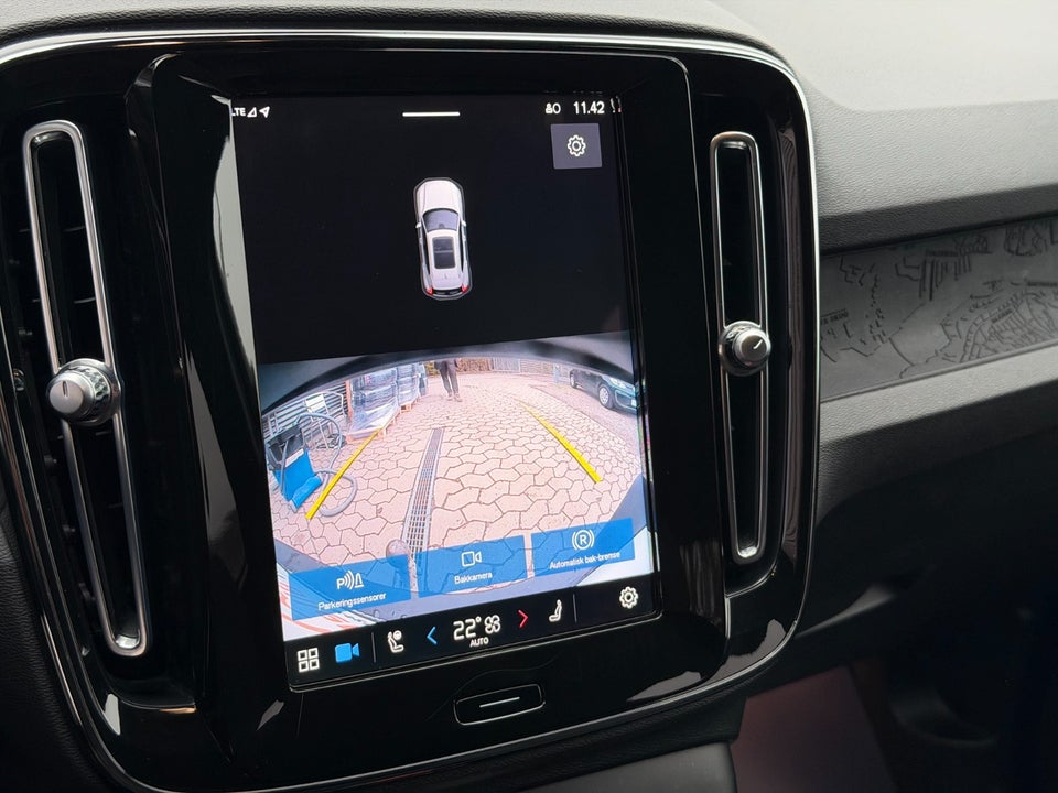 Volvo XC40 ReCharge Core 5d