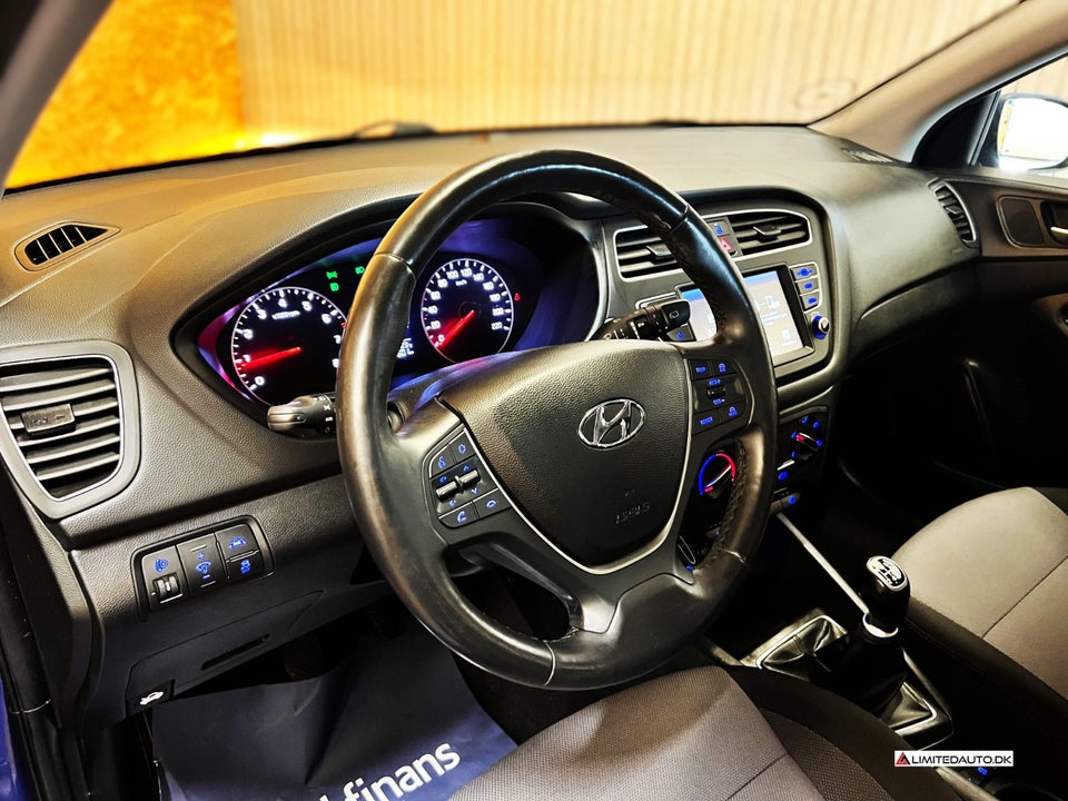 Hyundai i20 1,25 Style 5d