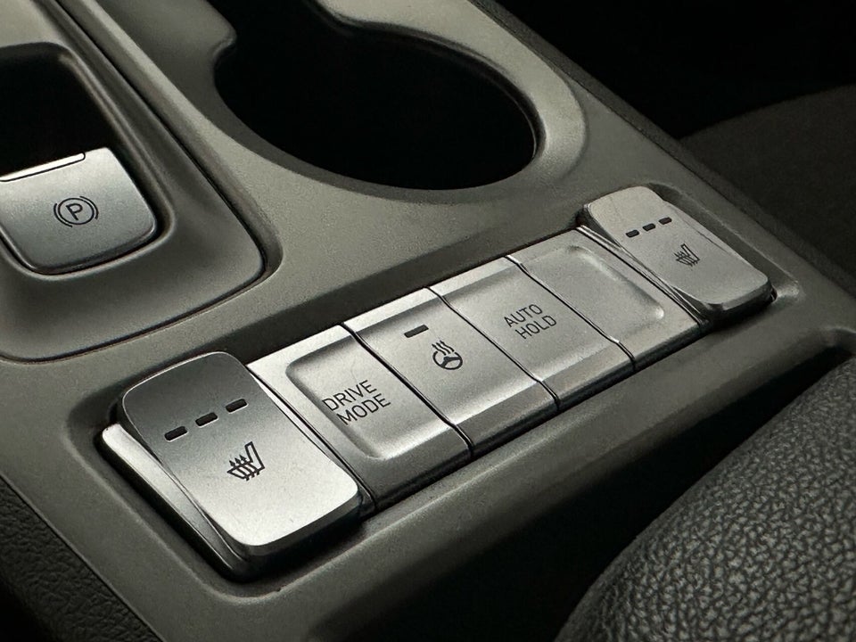 Hyundai Kona 64 EV Essential 5d