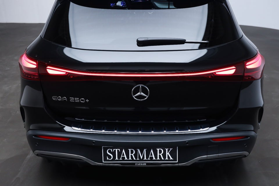 Mercedes EQA250+ AMG Premium 5d