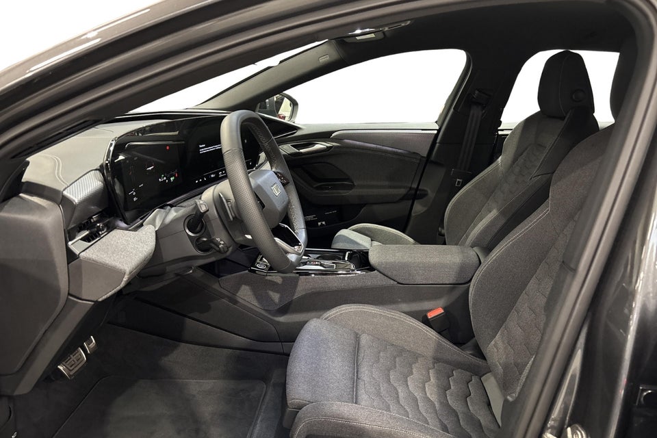 Audi A6 e-tron S-line plus Avant 5d
