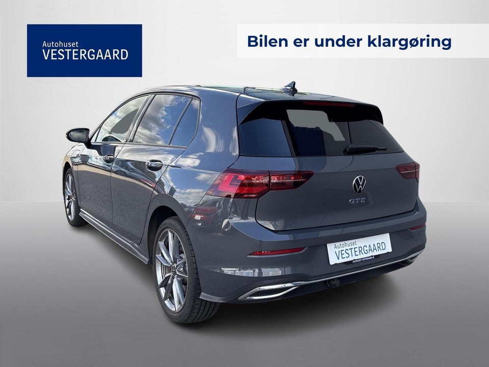 VW Golf VIII 1,4 GTE DSG 5d