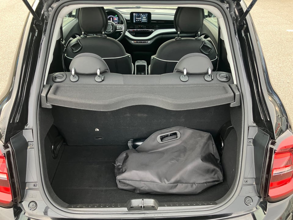 Fiat 500e 24 Action 3d