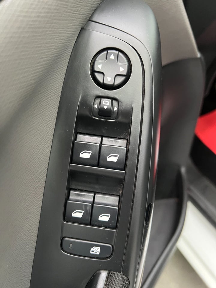 Citroën Grand C4 Picasso 1,6 BlueHDi 120 Iconic EAT6 7prs 5d