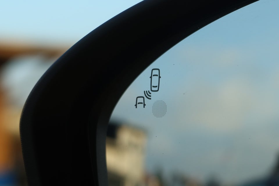 Renault 5 E-Tech 40 Iconic 5d