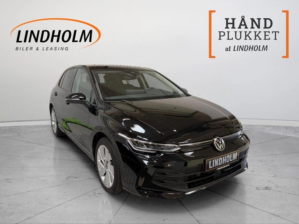 VW Golf VIII 1,5 eTSi 150 Life DSG 5d