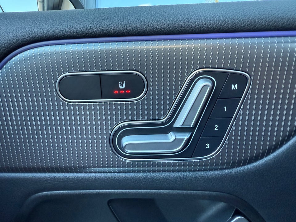 Mercedes EQB250 Progressive 5d