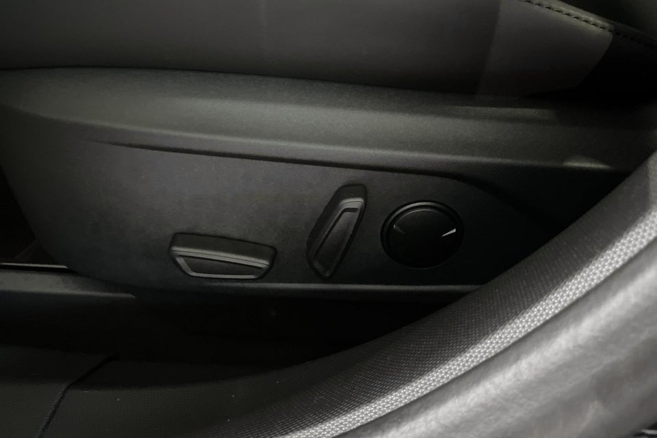 Ford Mustang Mach-E 91 Premium Extended Range AWD 5d