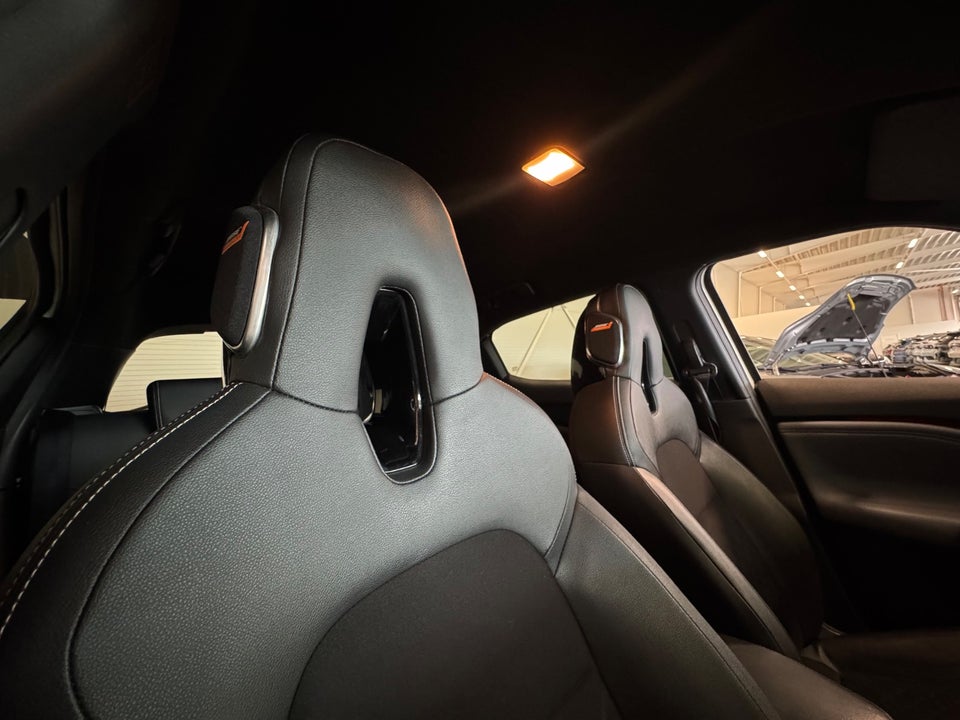 Nissan Juke 1,0 Dig-T 117 Tekna 5d
