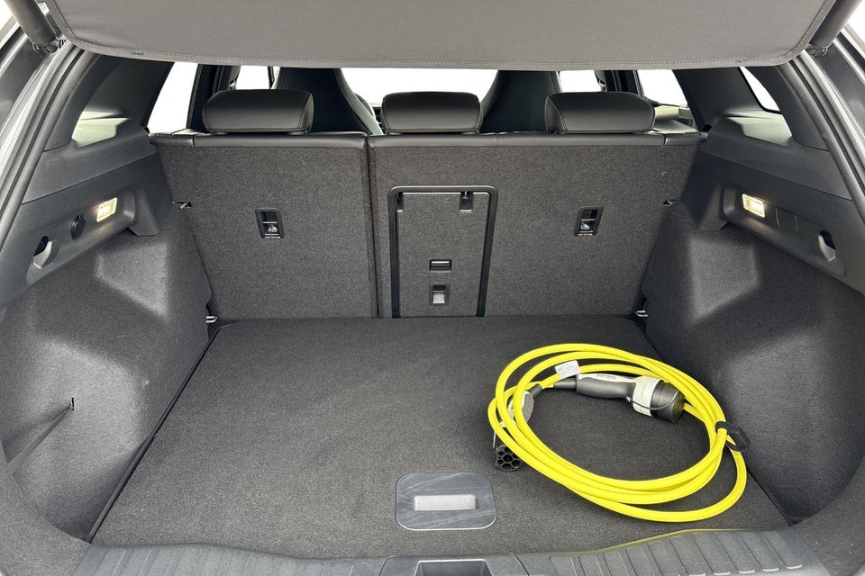 Ford Explorer 77 Premium Extended Range 5d