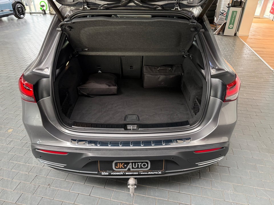 Mercedes EQA250 5d